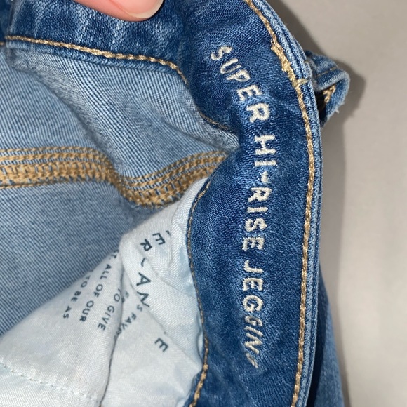 American Eagle jeans - Picture 4 of 5